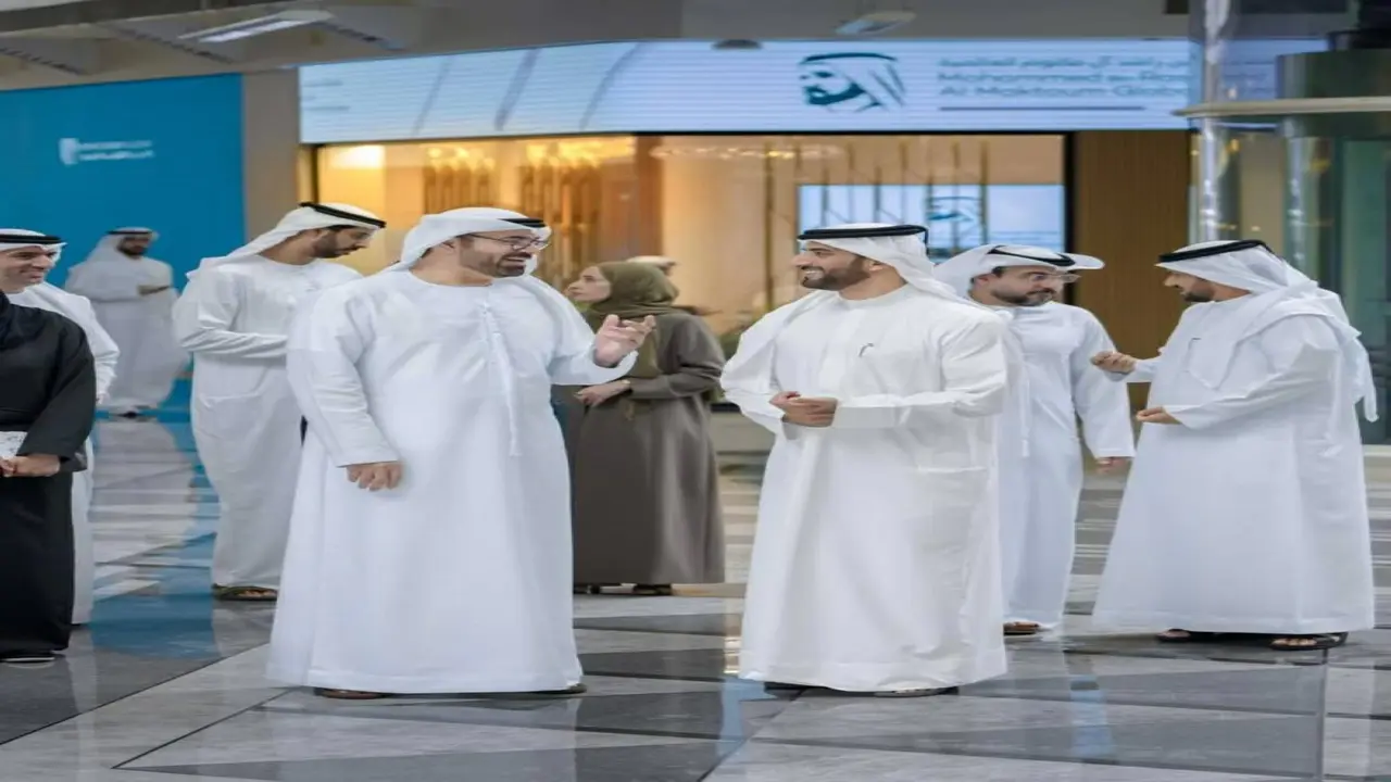 سلطان بن أحمد يؤكد أهمية ثقافة التميز لتحسين الأداء الحكومي